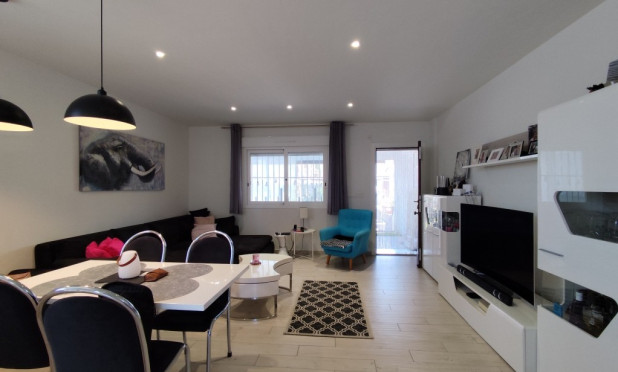 Resale - Townhouse - Torrevieja - torrevieja