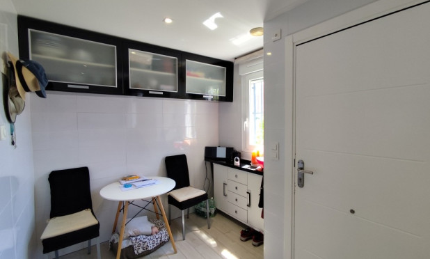 Resale - Townhouse - Torrevieja - torrevieja