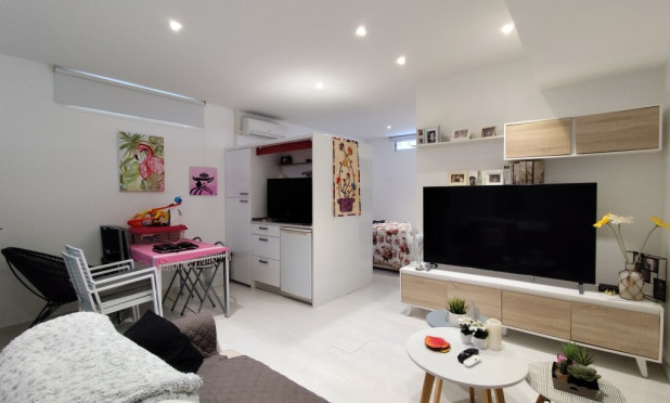 Resale - Townhouse - Torrevieja - torrevieja