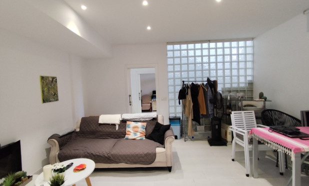 Resale - Townhouse - Torrevieja - torrevieja
