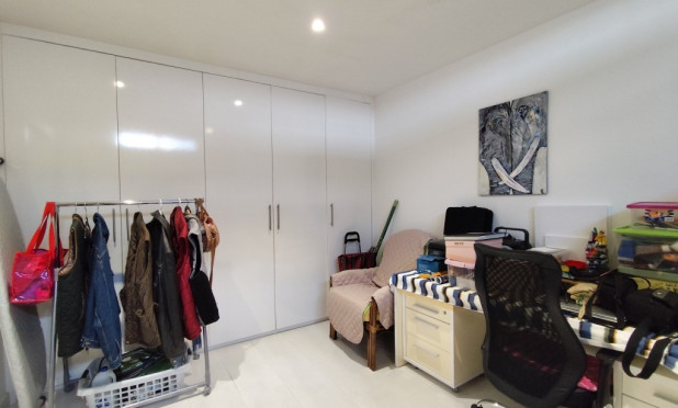 Resale - Townhouse - Torrevieja - torrevieja