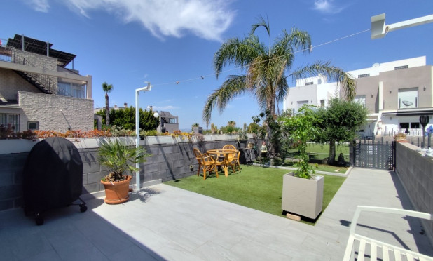 Resale - Townhouse - Torrevieja - torrevieja