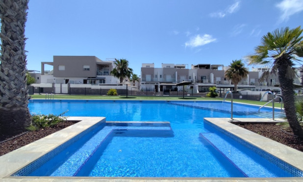 Resale - Townhouse - Torrevieja - torrevieja