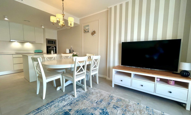 Odsprzedaż - Mieszkanie w bloku - Dehesa de Campoamor - Campoamor