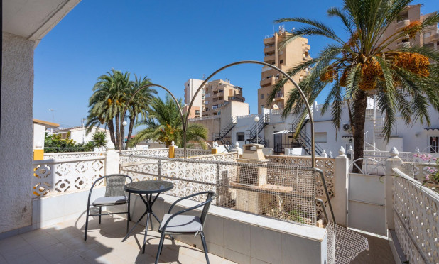 Resale - Townhouse - Torrevieja - Torre del moro