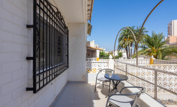 Resale - Townhouse - Torrevieja - Torre del moro