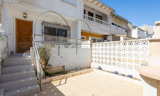Resale - Townhouse - Torrevieja - Torre del moro
