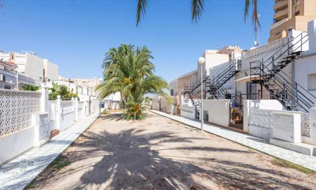 Resale - Townhouse - Torrevieja - Torre del moro