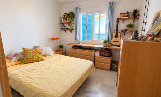 Resale - Apartment / flat - Denia - Les Marines - Las Marinas