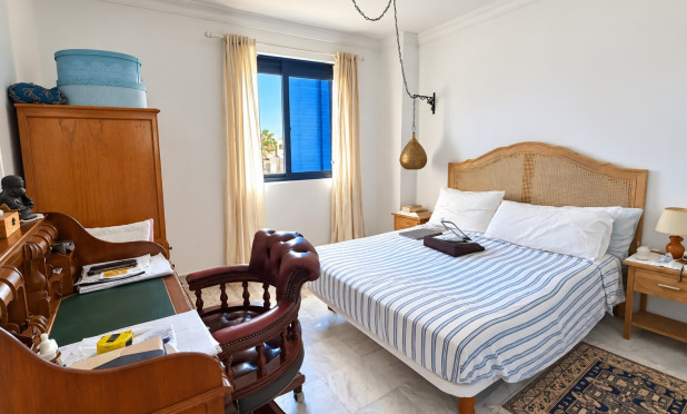 Resale - Apartment / flat - Denia - Les Marines - Las Marinas