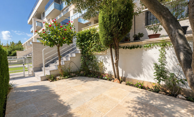 Resale - Apartment / flat - Denia - Les Marines - Las Marinas