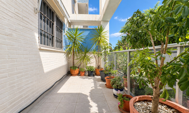 Resale - Apartment / flat - Denia - Les Marines - Las Marinas