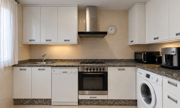 Resale - Apartment / flat - Denia - Les Marines - Las Marinas