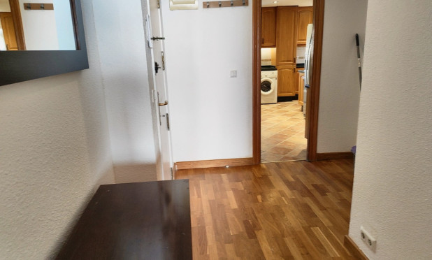 Resale - Apartment / flat - Benidorm - Zona de Poniente