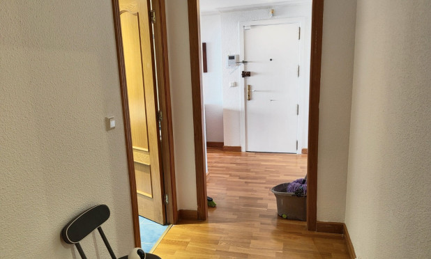 Resale - Apartment / flat - Benidorm - Zona de Poniente
