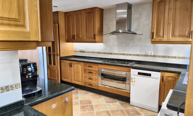 Resale - Apartment / flat - Benidorm - Zona de Poniente