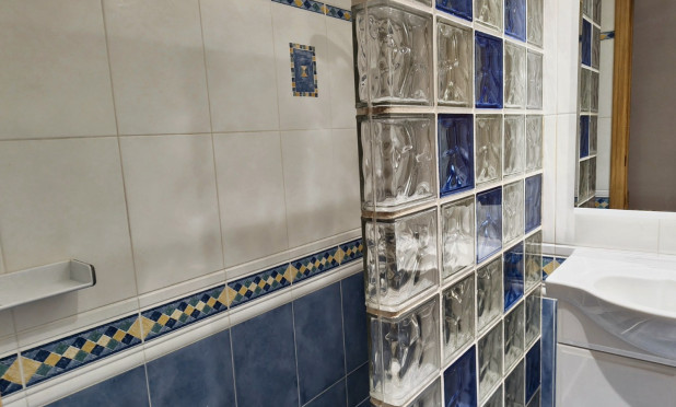 Resale - Apartment / flat - Benidorm - Zona de Poniente