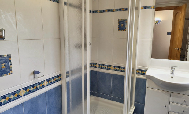 Resale - Apartment / flat - Benidorm - Zona de Poniente