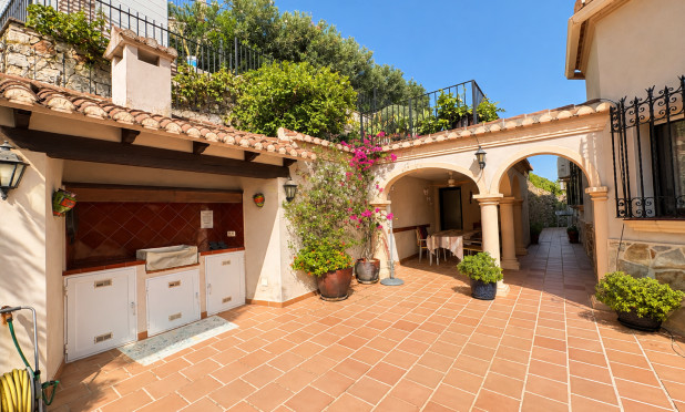 Resale - Villa - Denia - Montgó