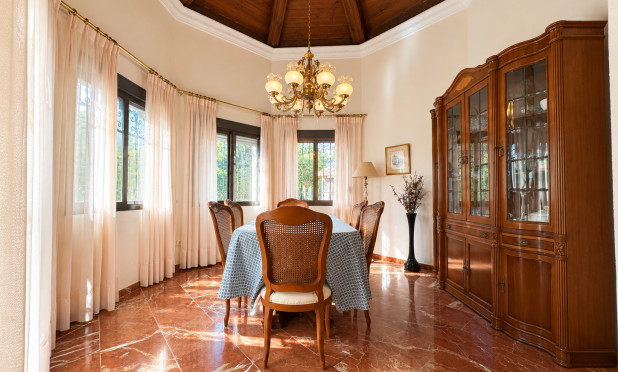 Resale - Villa - Denia - Montgó