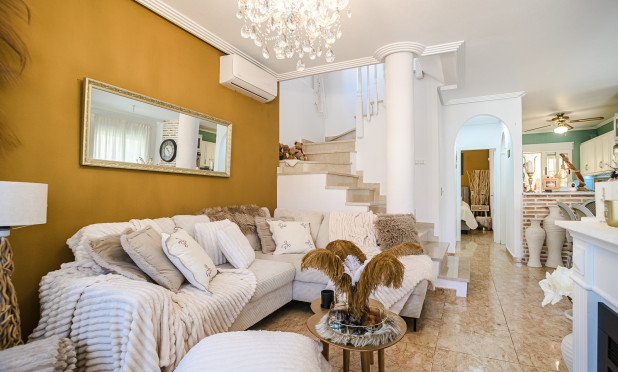 Resale - Finca / Country Property - Guardamar del Segura - EL RASO