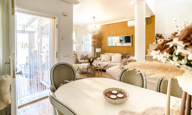 Resale - Finca / Country Property - Guardamar del Segura - EL RASO