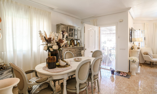 Resale - Finca / Country Property - Guardamar del Segura - EL RASO