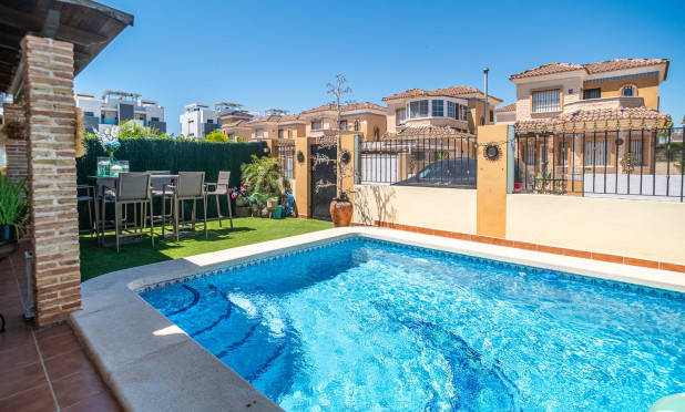 Resale - Finca / Country Property - Guardamar del Segura - EL RASO