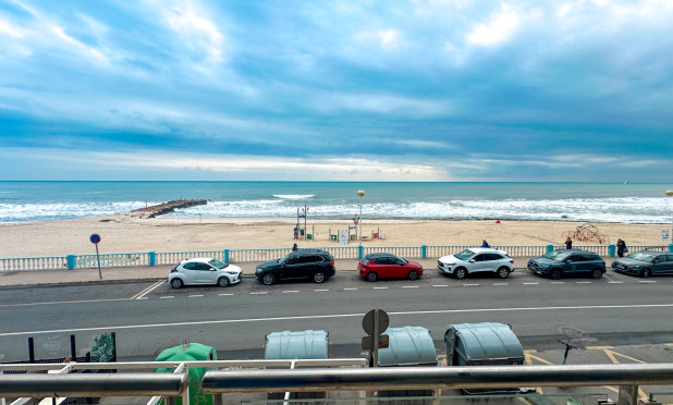 Resale - Apartment / flat - Torrevieja - Playa de los Locos