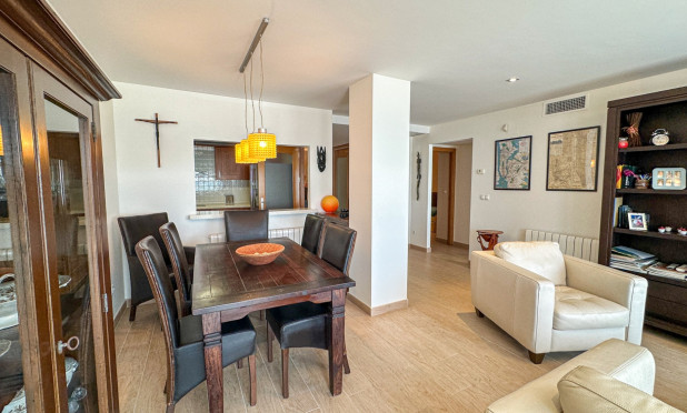 Resale - Apartment / flat - Torrevieja - Playa de los Locos