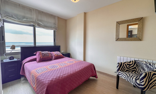 Resale - Apartment / flat - Torrevieja - Playa de los Locos