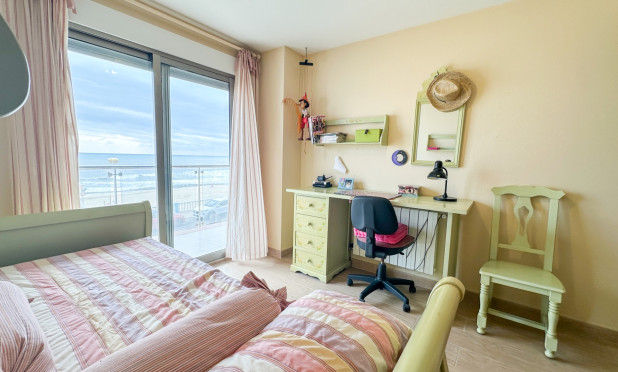Resale - Apartment / flat - Torrevieja - Playa de los Locos