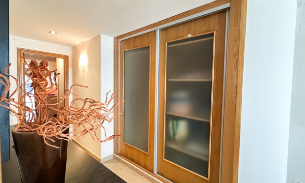Resale - Apartment / flat - Torrevieja - Playa de los Locos