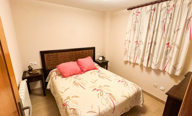 Resale - Apartment / flat - Torrevieja - Playa de los Locos