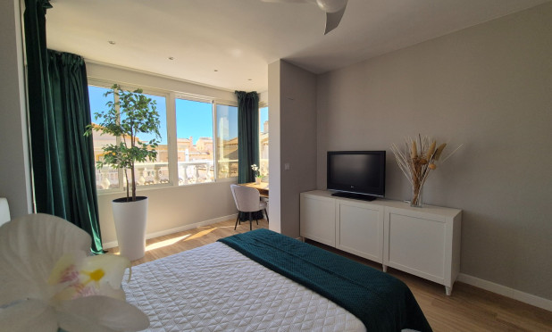 Resale - Townhouse - Alicante - La Florida