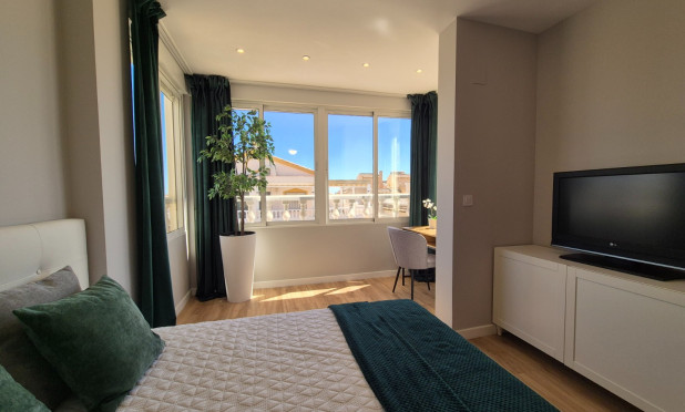Resale - Townhouse - Alicante - La Florida