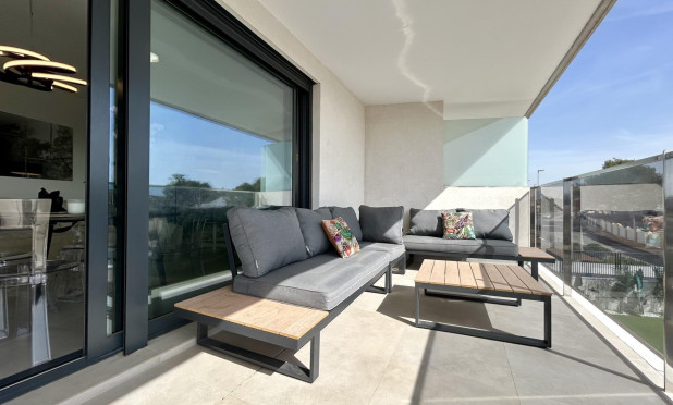 Resale - Apartment / flat - Dehesa de Campoamor - Campoamor