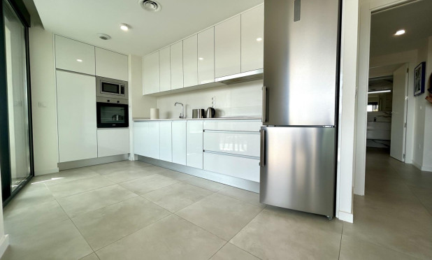 Resale - Apartment / flat - Dehesa de Campoamor - Campoamor