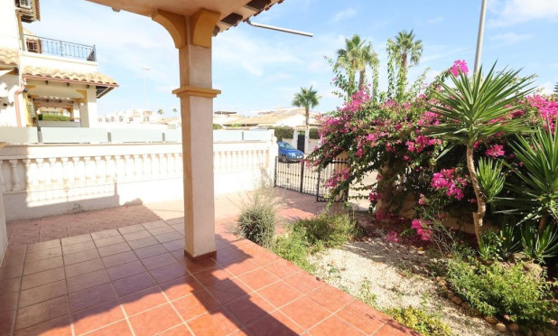 Resale - Villa - Orihuela Costa - Playa Flamenca