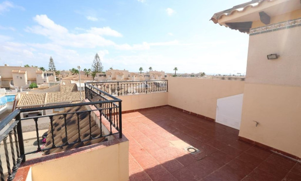 Resale - Villa - Orihuela Costa - Playa Flamenca