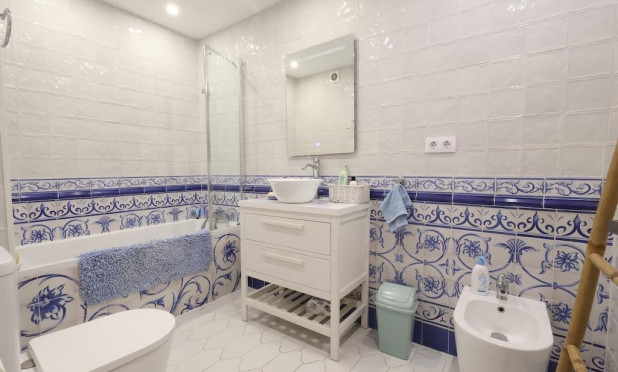 Reventa - Apartamento / piso - Torrevieja - torrevieja