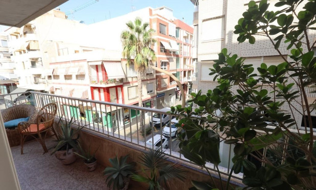 Reventa - Apartamento / piso - Torrevieja - torrevieja