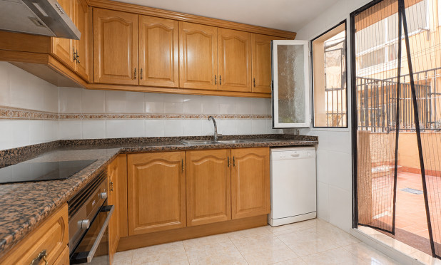 Resale - Apartment / flat - Denia - Port