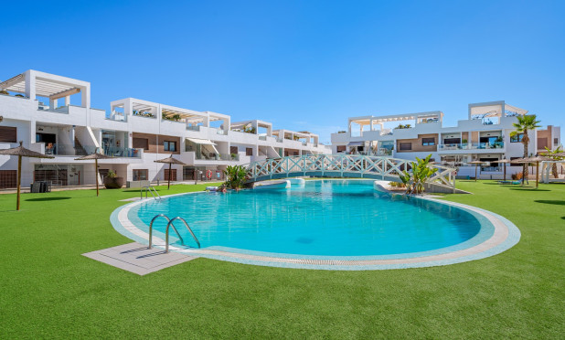 Resale - Apartment / flat - Torrevieja - Los Balcones