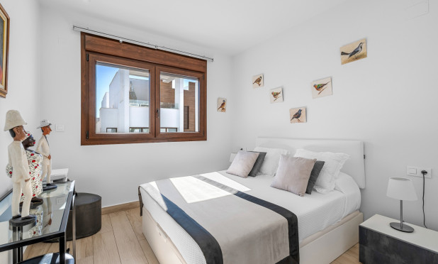 Resale - Apartment / flat - Torrevieja - Los Balcones