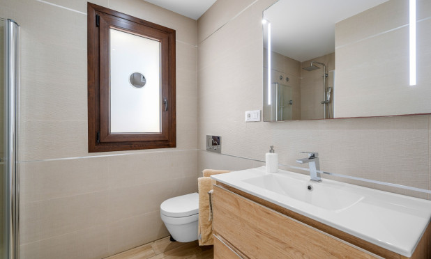 Resale - Apartment / flat - Torrevieja - Los Balcones