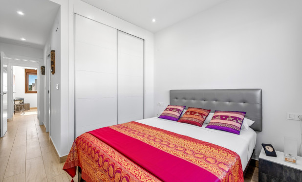 Resale - Apartment / flat - Torrevieja - Los Balcones