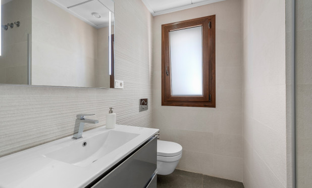 Resale - Apartment / flat - Torrevieja - Los Balcones