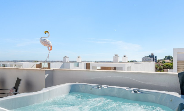 Resale - Apartment / flat - Torrevieja - Los Balcones