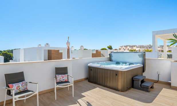 Resale - Apartment / flat - Torrevieja - Los Balcones